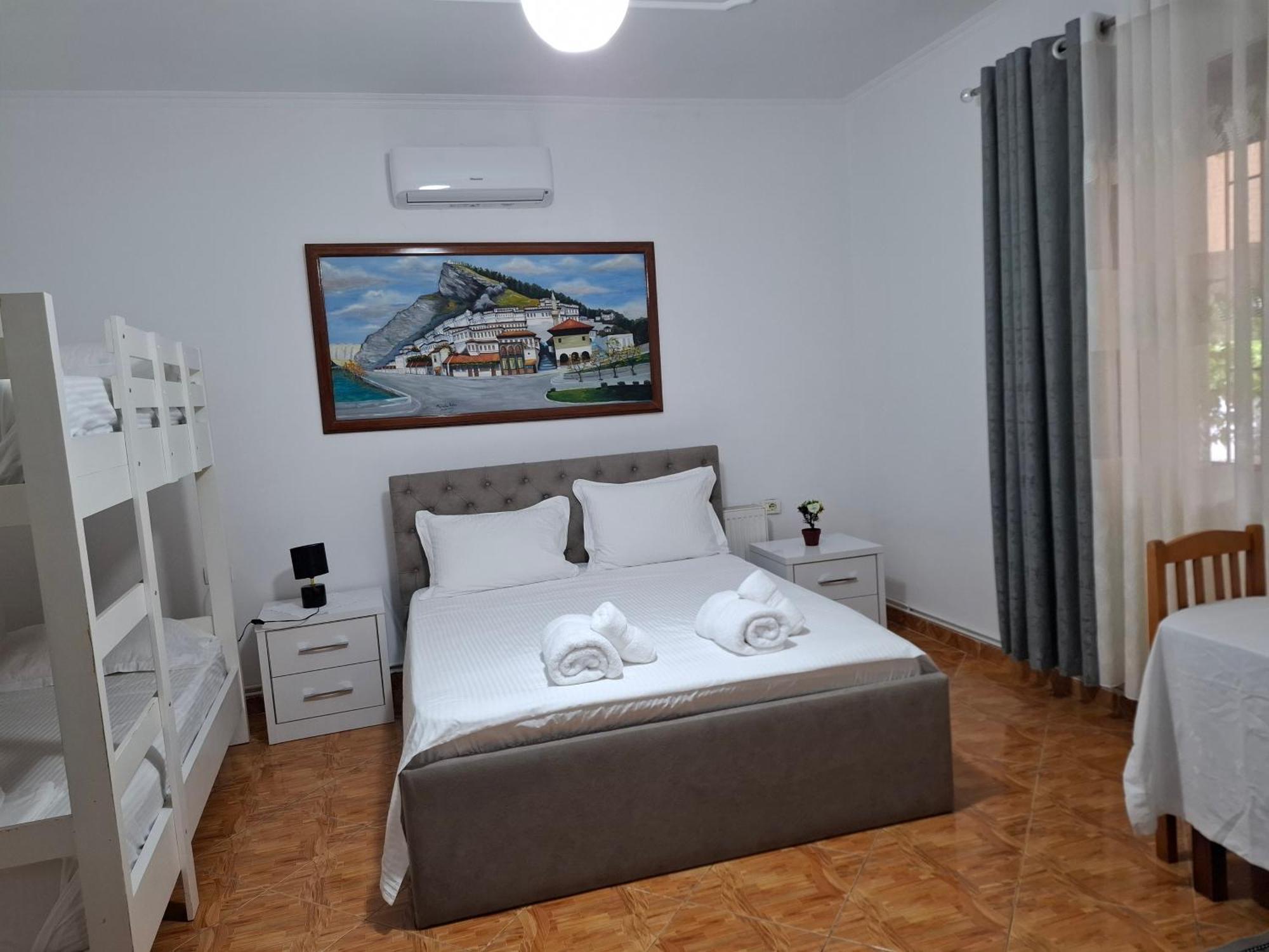 Apartment Xheison เบราท ภายนอก รูปภาพ