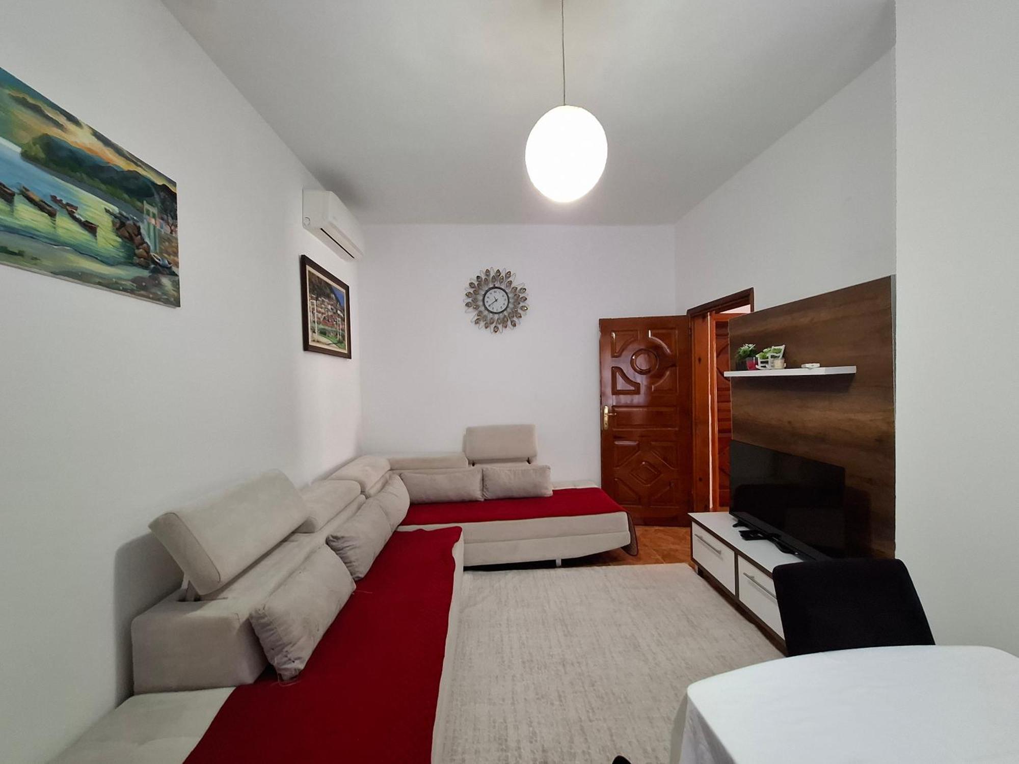 Apartment Xheison เบราท ภายนอก รูปภาพ