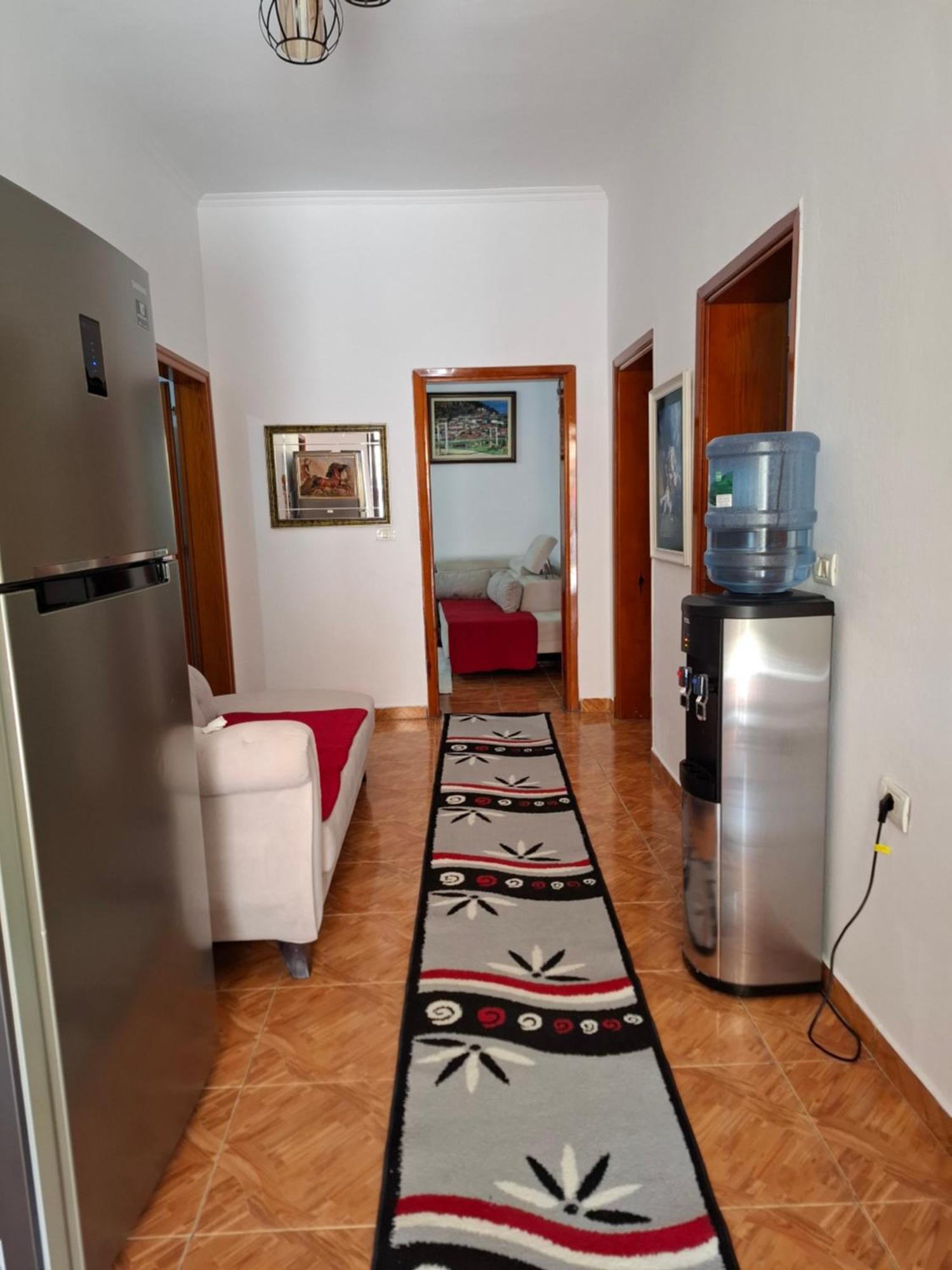 Apartment Xheison เบราท ภายนอก รูปภาพ