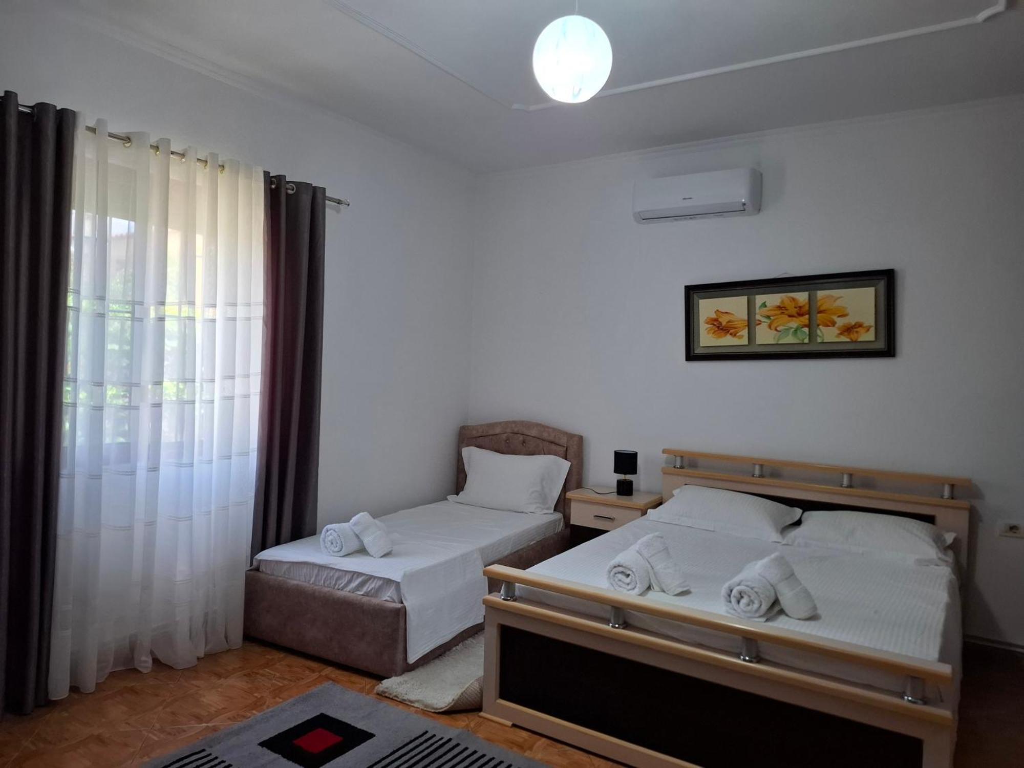 Apartment Xheison เบราท ภายนอก รูปภาพ
